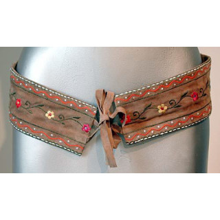 Suede Flower Embroidery Belt